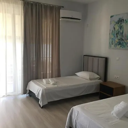 Irini Boutique Rooms!!! 3*