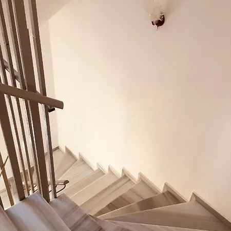 Irini Boutique Rooms!!! Himarë