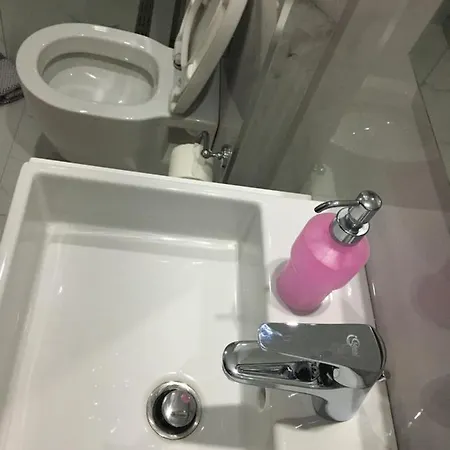 Irini Boutique Rooms!!! 3*