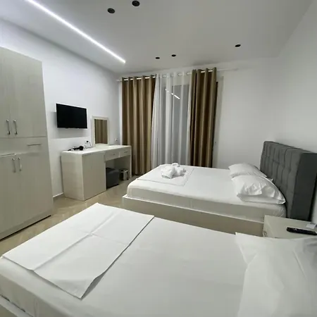 Irini Boutique Rooms!!! 3*