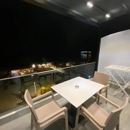 Irini Boutique Rooms!!! 3* Himarë