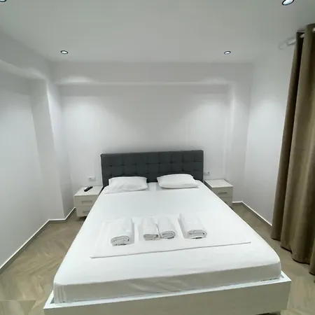 호텔 Irini Boutique Rooms!!!