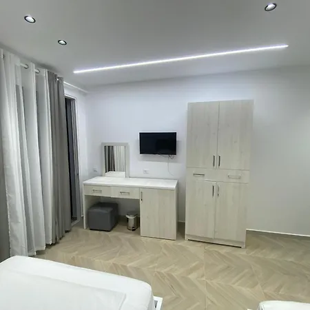 Hotel Irini Boutique Rooms!!! 3*