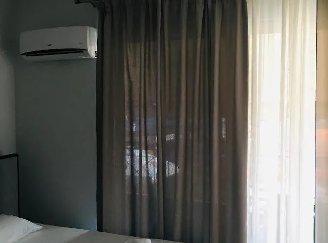 Irini Boutique Rooms!!! מלון הימארה