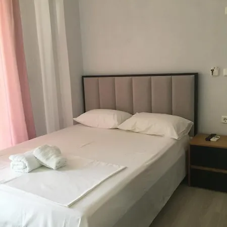 Irini Boutique Rooms!!! ホテル 3*