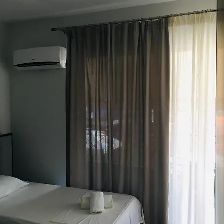 Irini Boutique Rooms!!! Hotel Himare