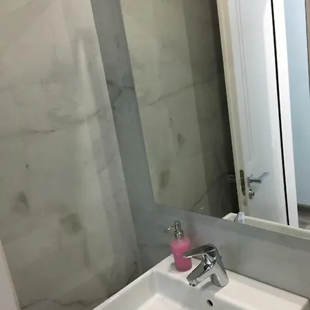 Irini Boutique Rooms!!! Hotel Himarë