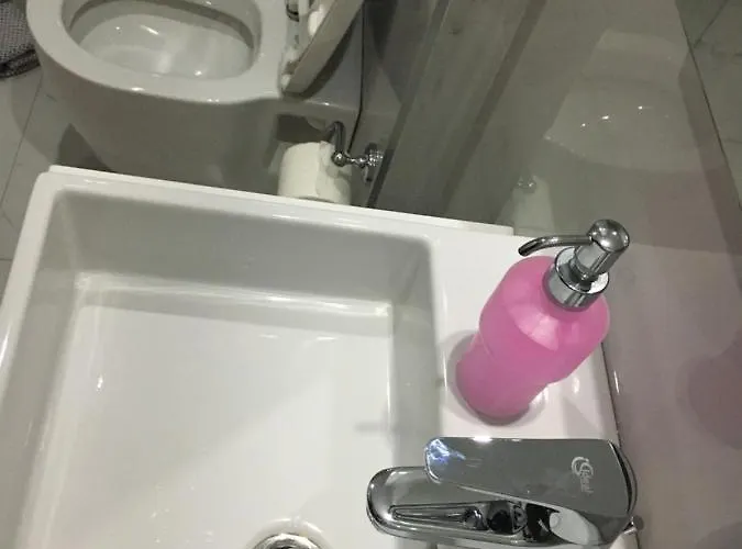 Irini Boutique Rooms!!! 3*