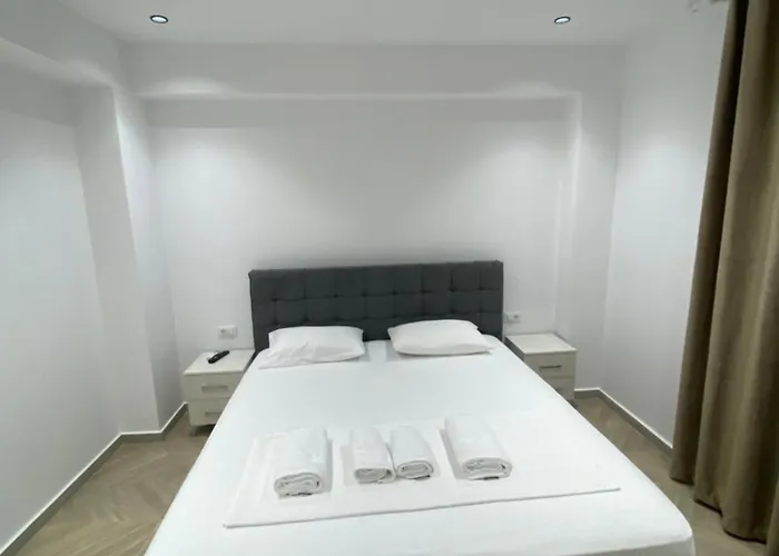 Отель Irini Boutique Rooms!!!