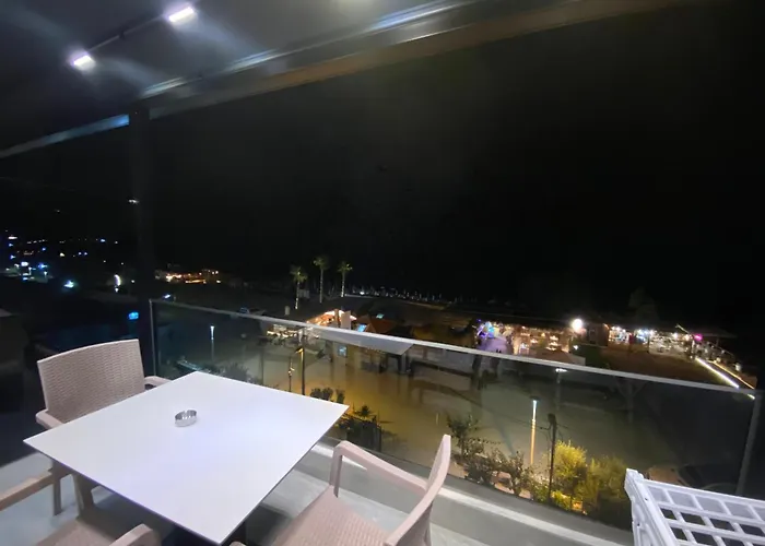 酒店 Irini Boutique Rooms!!!