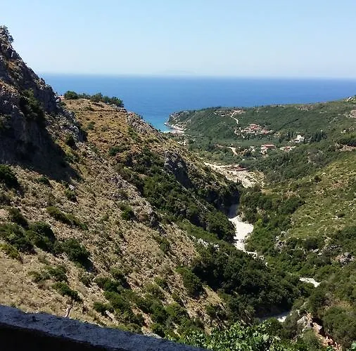 Отель Irini Boutique Rooms!!! 3*